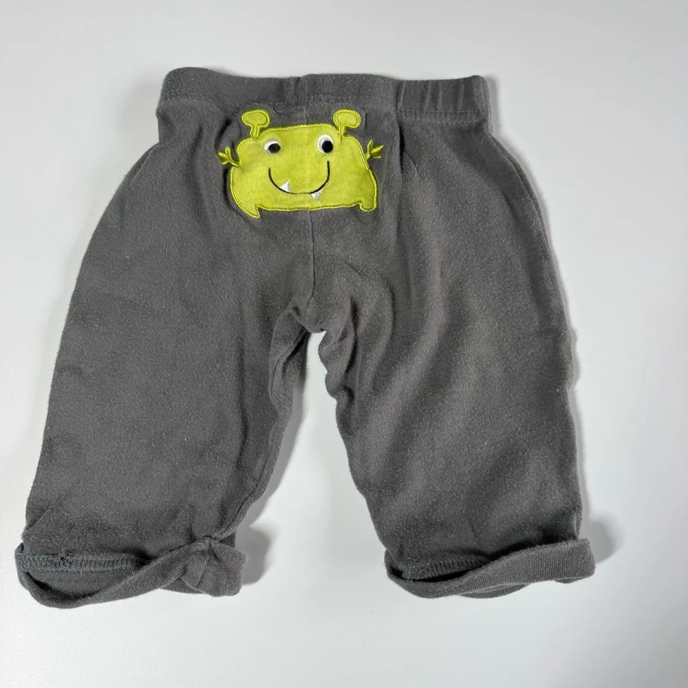 Baby Boy Pants Size 6-9 Months Yellow Gray Lion Elephants Alien Carter’s Fall - Picture 10 of 13
